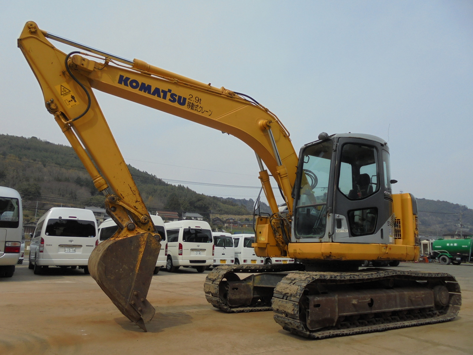 中古建設機械 中古 コマツ KOMATSU 油圧ショベル・バックホー ０．４－０．５立米 PC128US-2E1