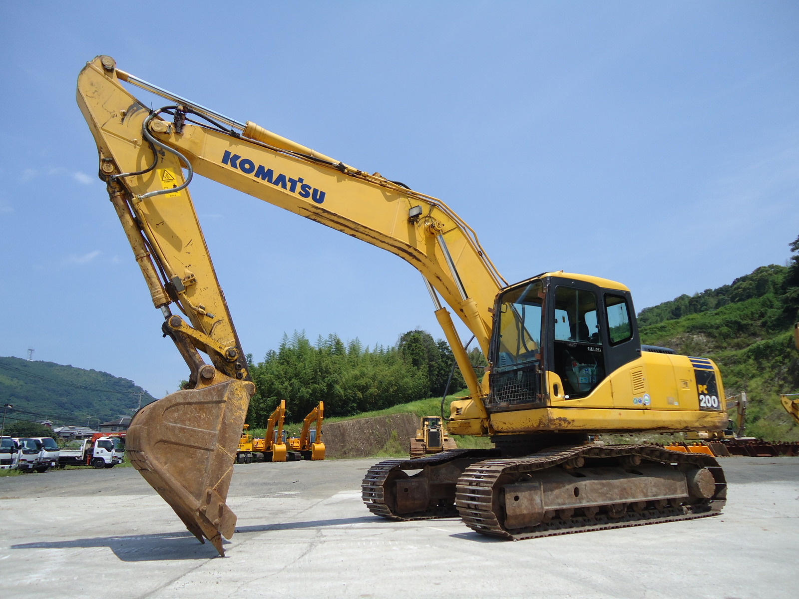 Used Construction Machine Used KOMATSU KOMATSU Excavator 0.7-0.9m3 PC200-7