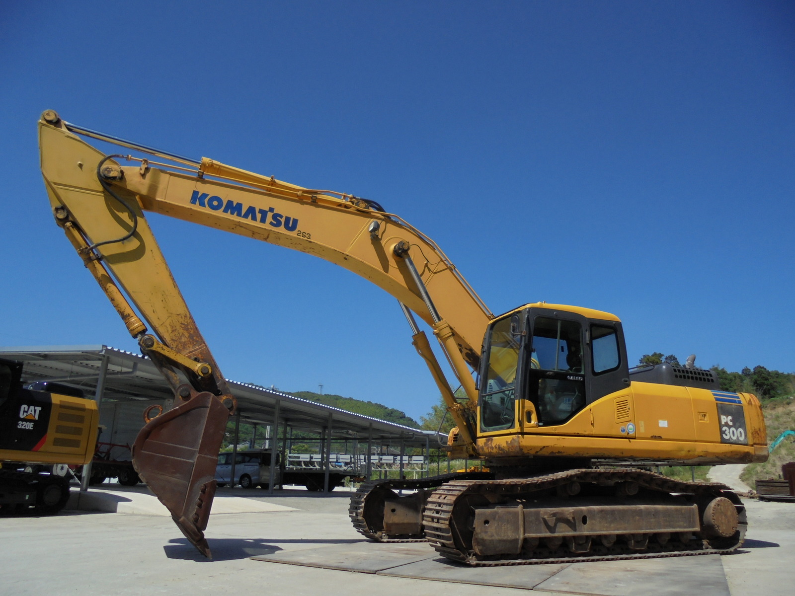 中古建設機械 中古 コマツ KOMATSU 油圧ショベル・バックホー １．０立米以上 PC300-7