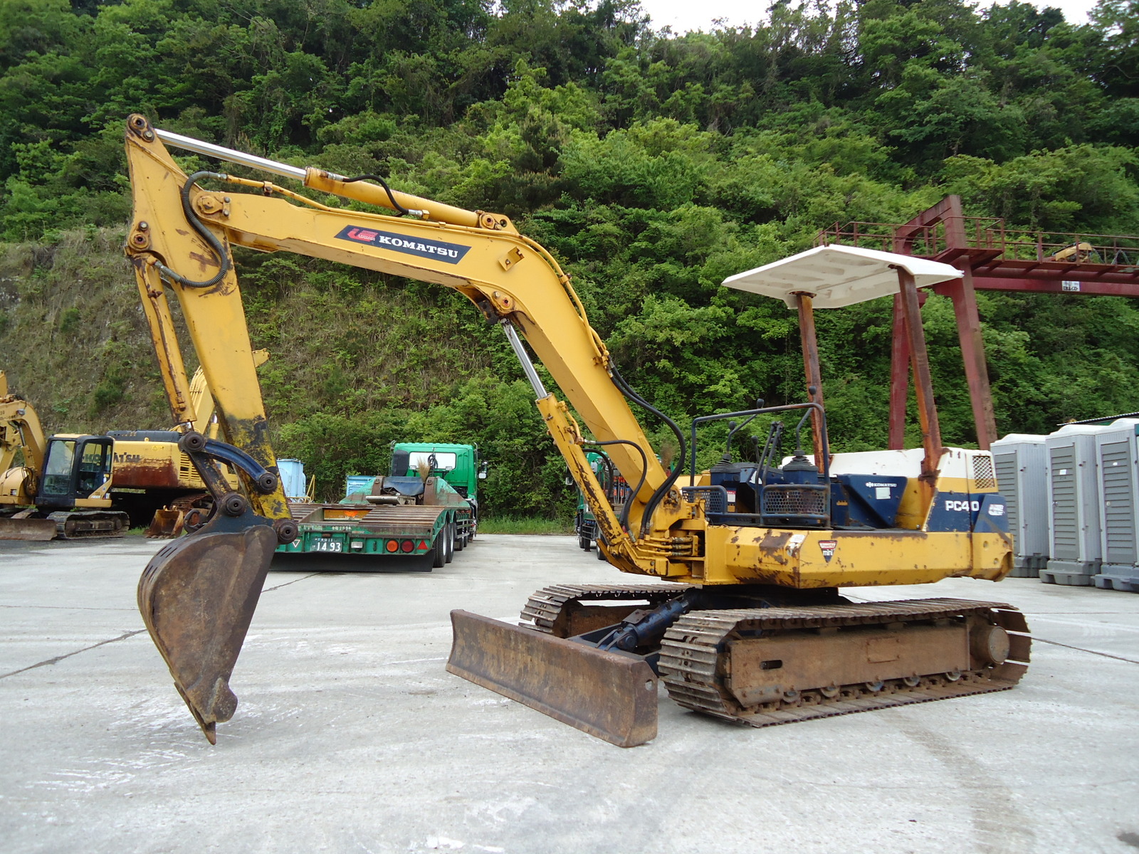 中古建設機械 中古 コマツ KOMATSU 油圧ショベル・バックホー ０．２－０．３立米 PC40-6