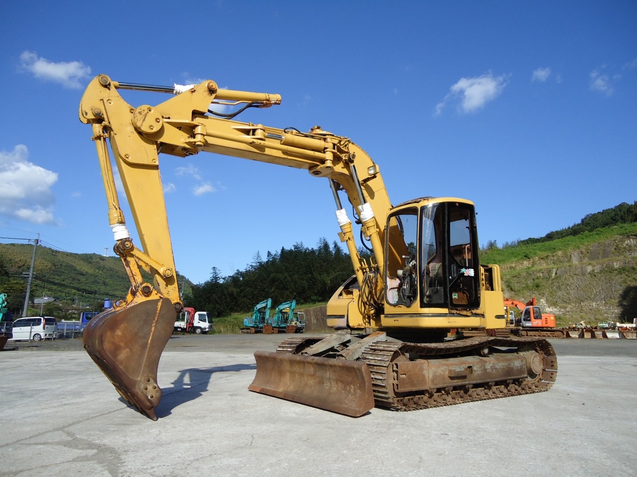 中古建設機械 中古 住友建機 SUMITOMO 油圧ショベル・バックホー ０．４－０．５立米 SH135U-2