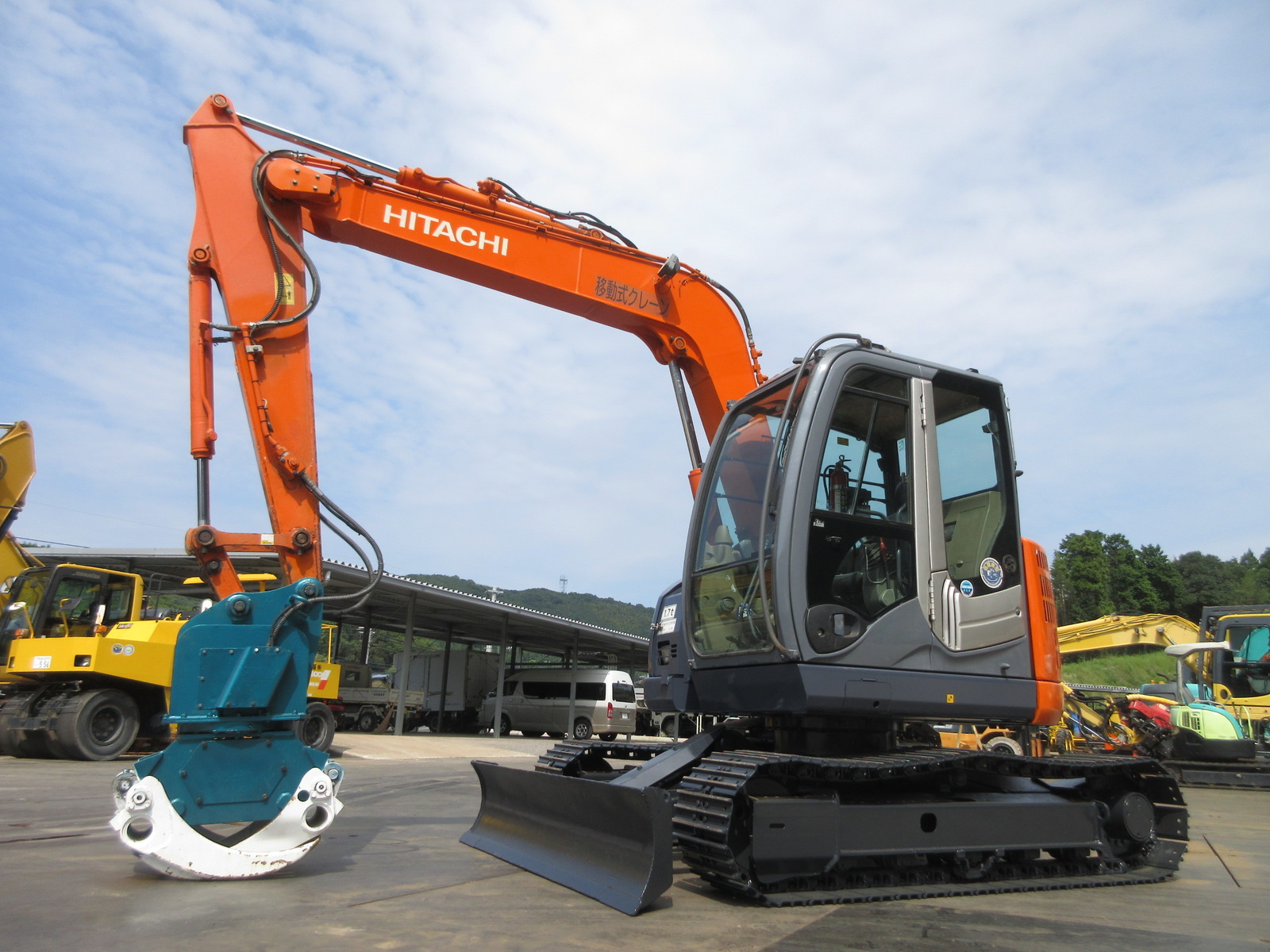 中古建設機械 中古 日立建機 HITACHI 林業機械 グラップル・ウインチ・排土板 ZX75US-3