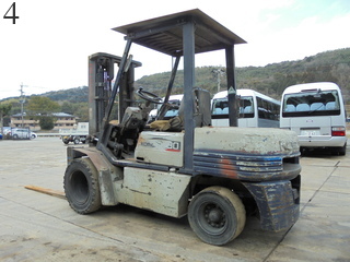 Used Construction Machine Used KOMATSU KOMATSU Forklift Diesel engine FD30-11