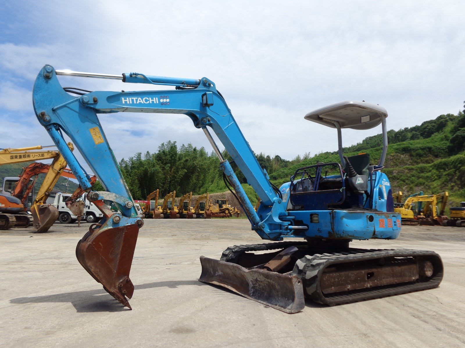 Used Construction Machine Used HITACHI HITACHI Excavator 0.2-0.3m3 EX40U