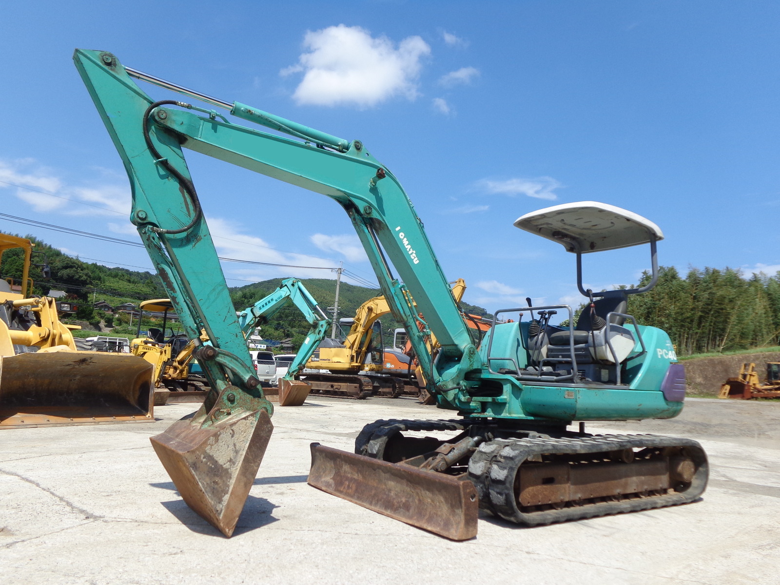 Used Construction Machine Used KOMATSU KOMATSU Excavator 0.2-0.3m3 PC40-7