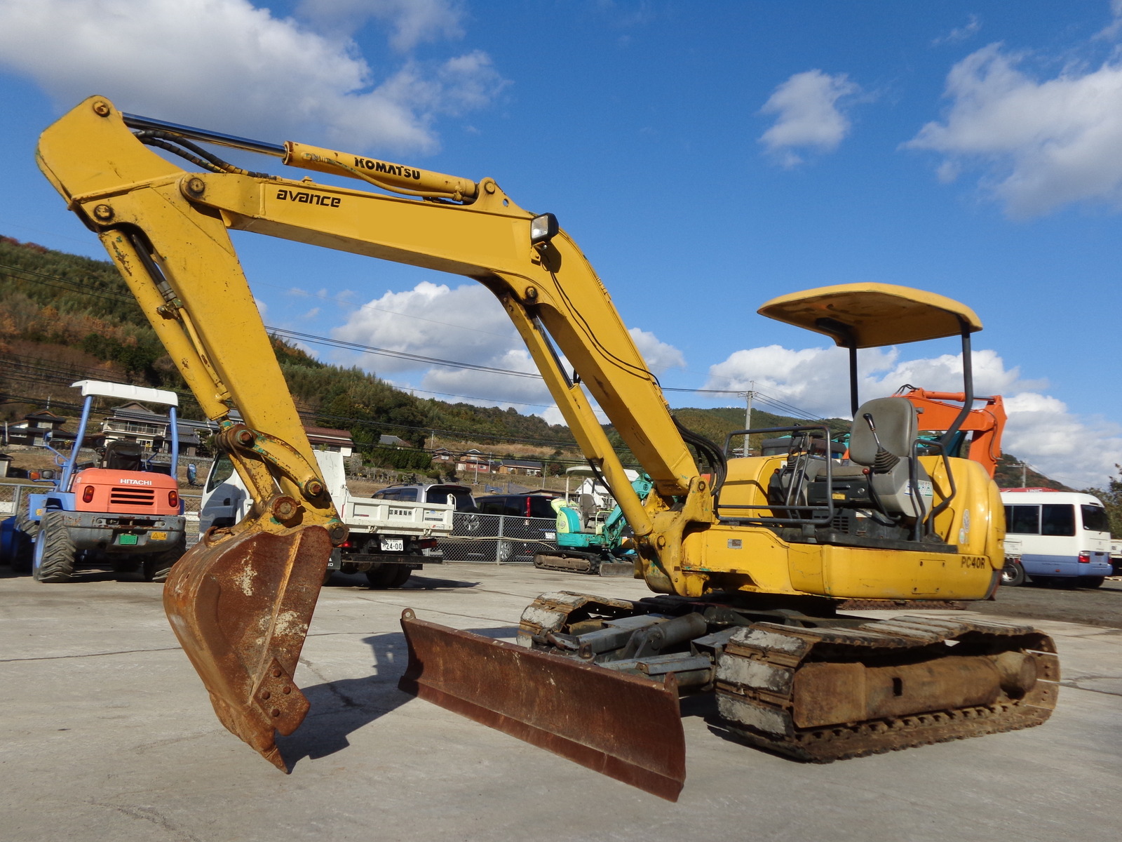 Used Construction Machine Used KOMATSU KOMATSU Excavator 0.2-0.3m3 PC40R-8