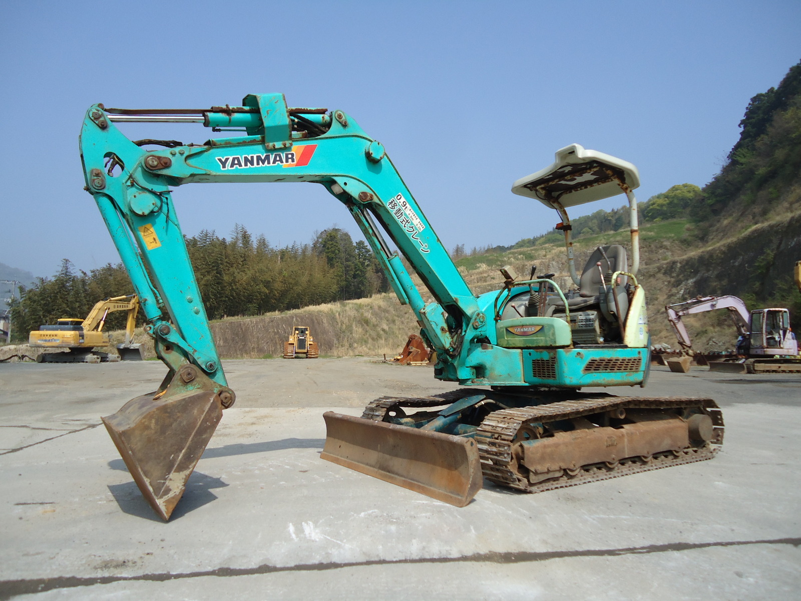 Used Construction Machine Used YANMAR YANMAR Excavator 0.2-0.3m3 VIO40-3