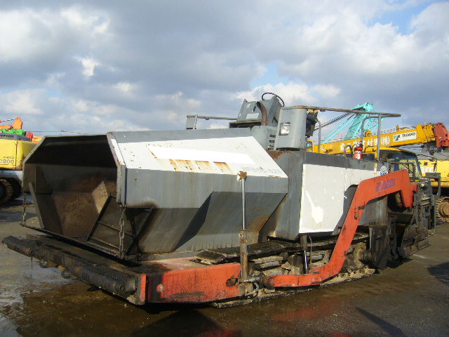 Used Construction Machine Used NIIGATA NIIGATA Asphalt finisher Crawler type NFB6CVDMZ