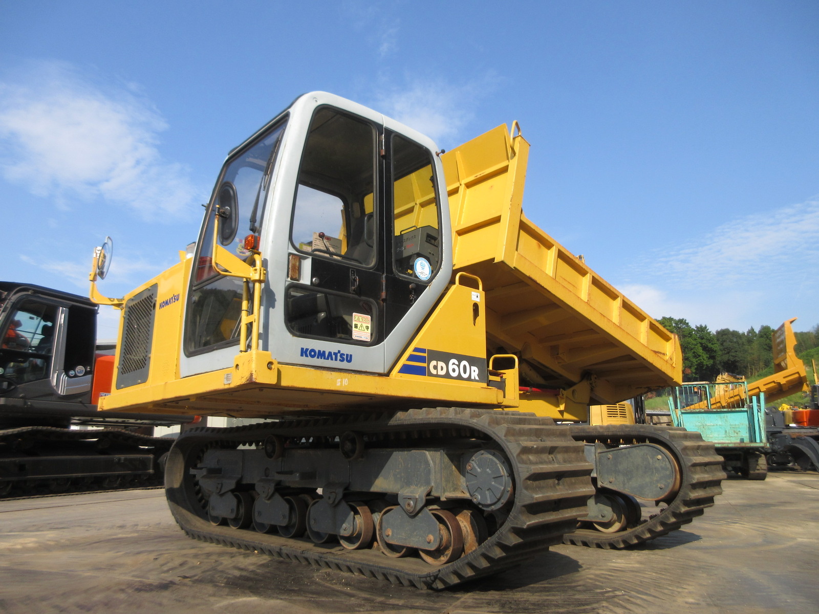 Used Construction Machine Used KOMATSU KOMATSU Crawler carrier Crawler Dump Rotating CD60R-1