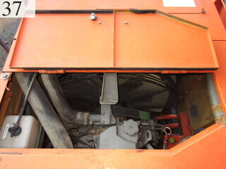 Used Construction Machine Used HITACHI HITACHI Crawler carrier Crawler Dump Rotating EG110R