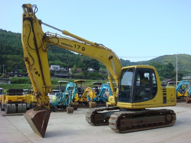 Used Construction Machine Used KOMATSU KOMATSU Excavator 0.4-0.5m3 PC120-6