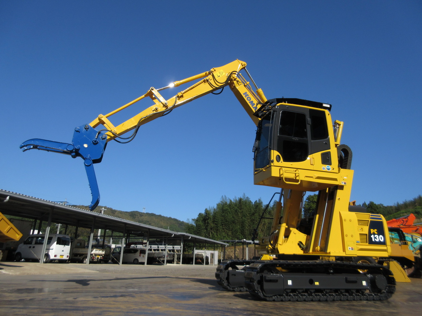 Used Construction Machine Used KOMATSU KOMATSU Material Handling / Recycling excavators Grapple PC130-8