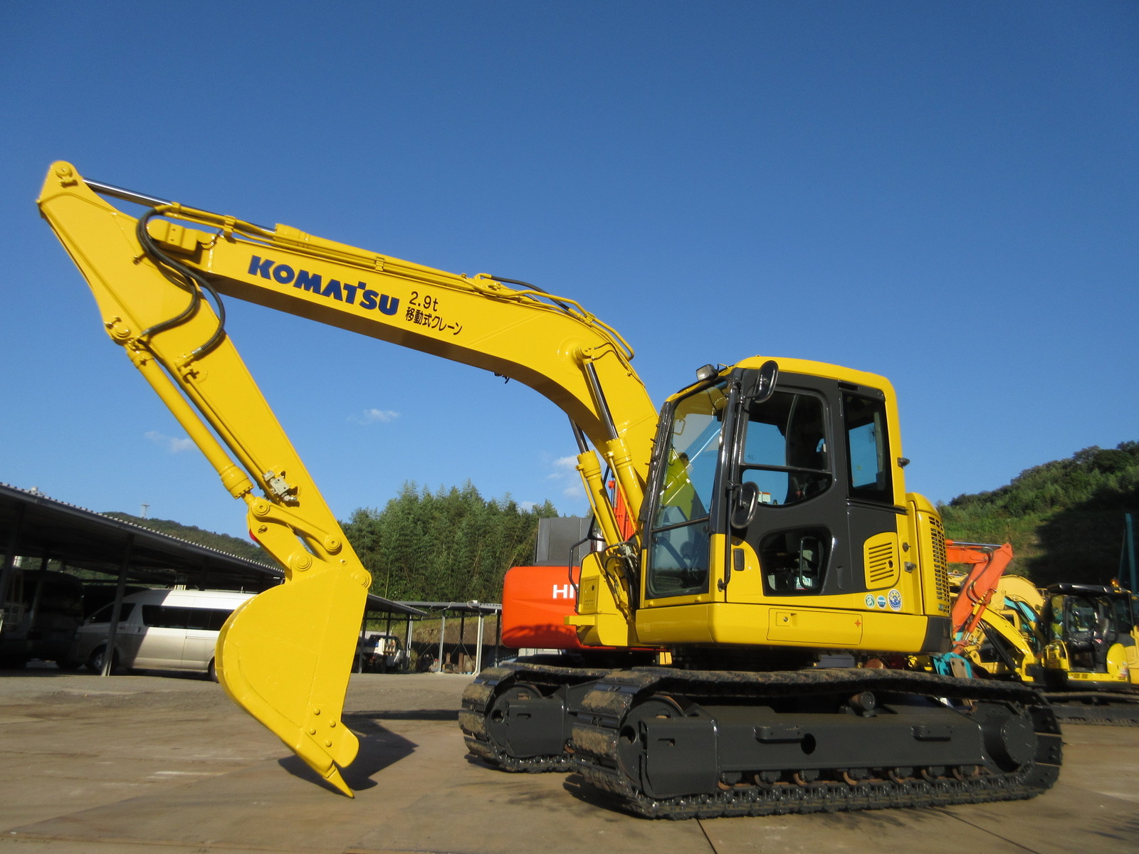 中古建設機械 中古 コマツ KOMATSU 油圧ショベル・バックホー ０．４－０．５立米 PC138US-8