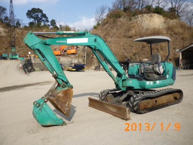 中古建設機械 中古 コマツ KOMATSU 油圧ショベル・バックホー ０．２－０．３立米 PC40R-8