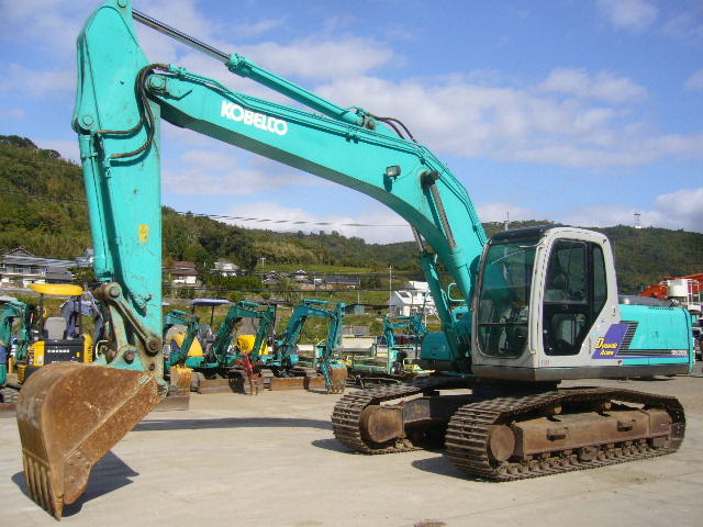 中古建設機械 中古 コベルコ建機 KOBELCO 油圧ショベル・バックホー ０．７－０．９立米 SK200-6E