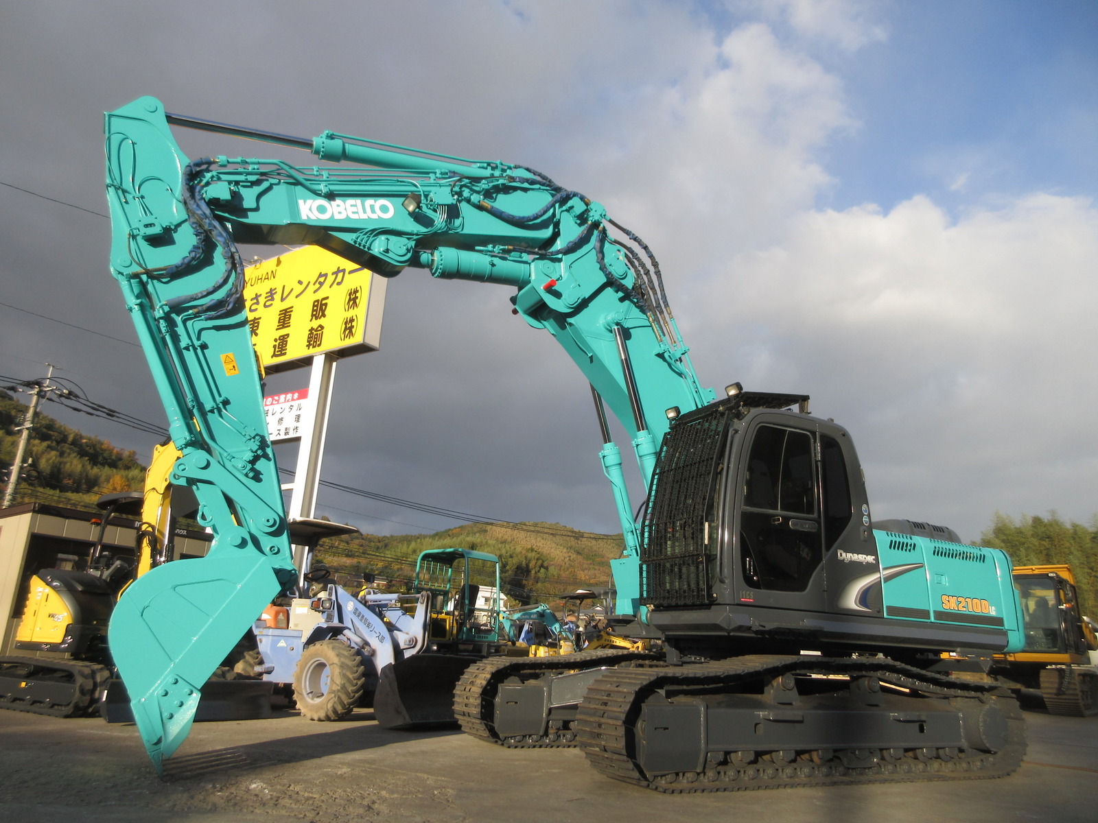 中古建設機械 中古 神鋼コベルコ建機 KOBELCO 解体機 ロングフロント・ハイリフト SK210DLC-8