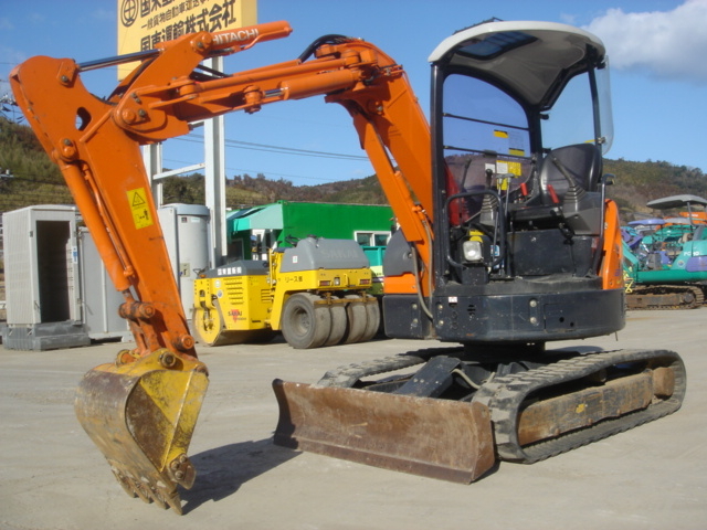 中古建設機械 中古 日立建機 HITACHI 油圧ショベル・バックホー ０．１立米以下 ZX30UR