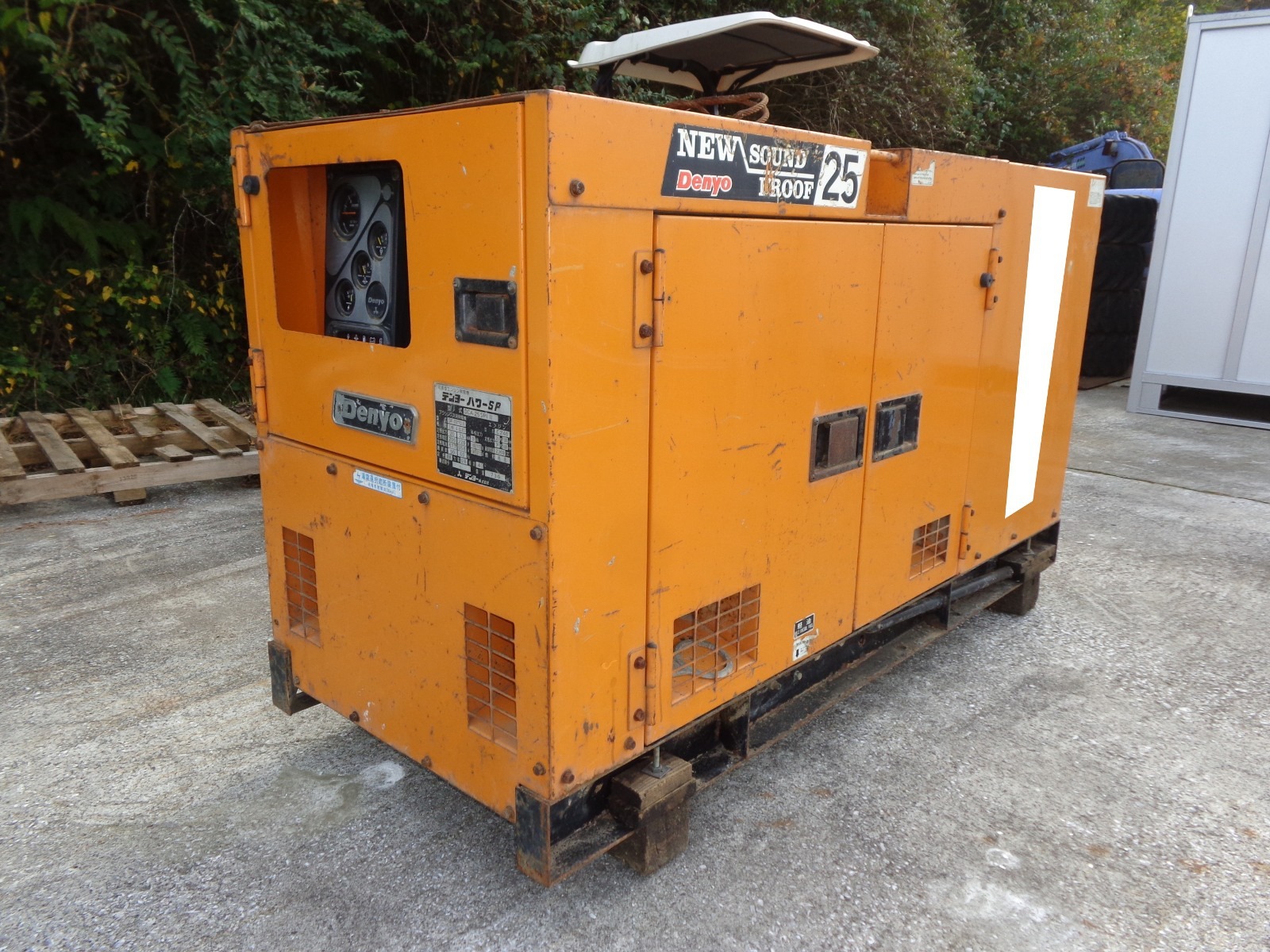 Used Construction Machine Used DENYO DENYO Generator  DCA-25SPI-II