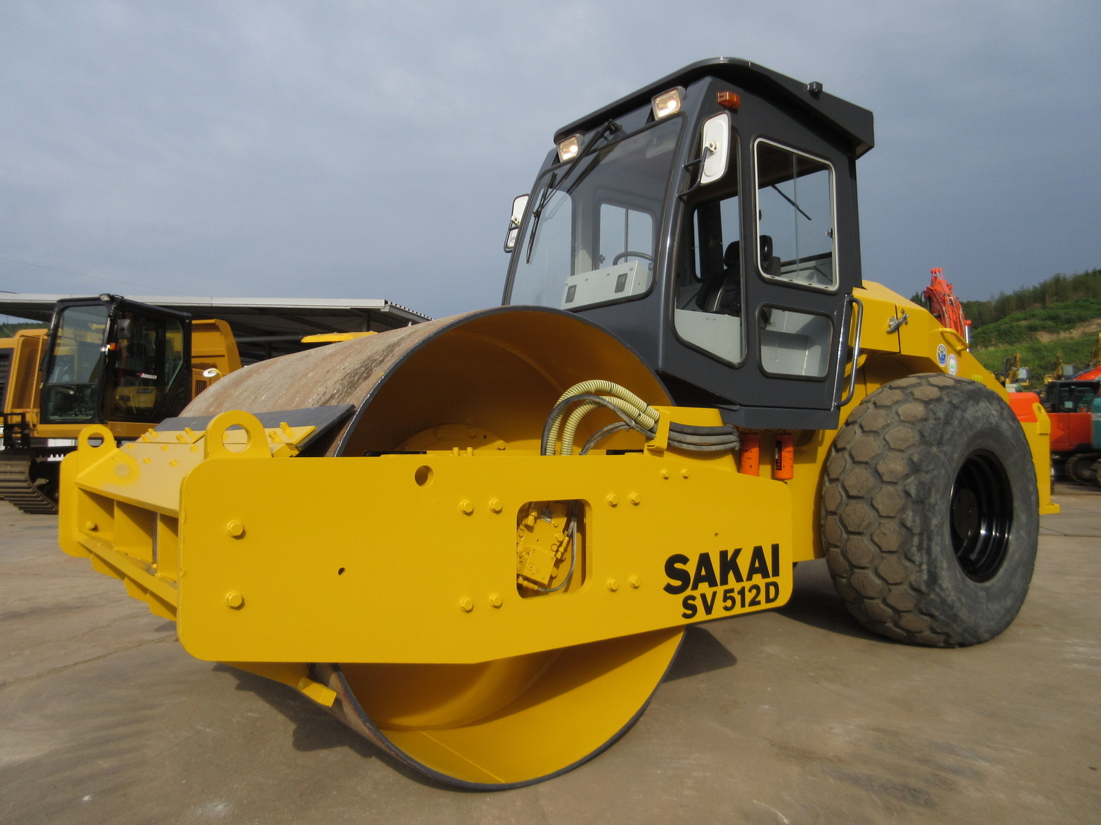 中古建設機械 中古 酒井重工業 SAKAI ローラー 土工用振動ローラー SV512D