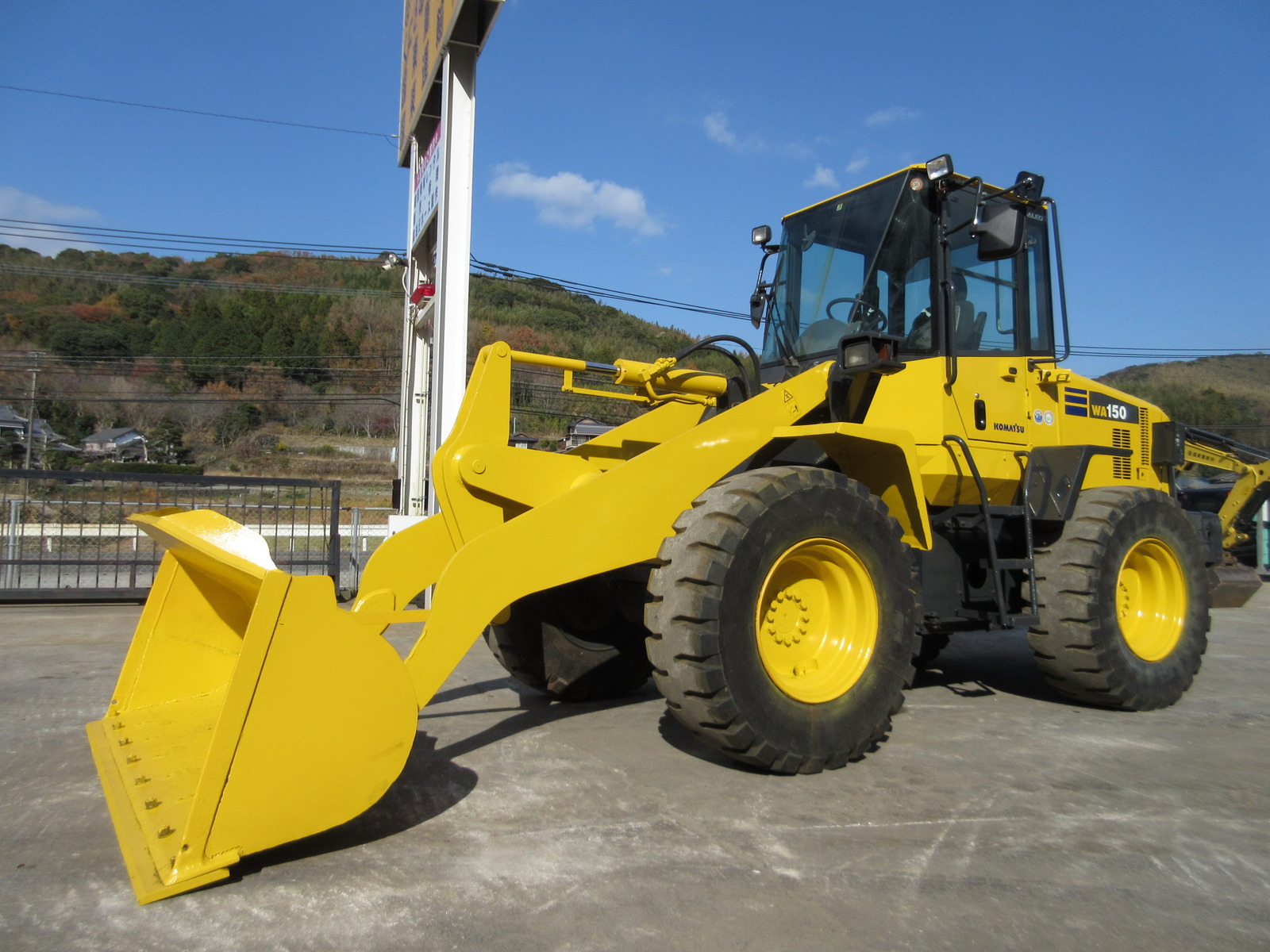 Used Construction Machine Used KOMATSU KOMATSU Wheel Loader bigger than 1.0m3 WA150-5