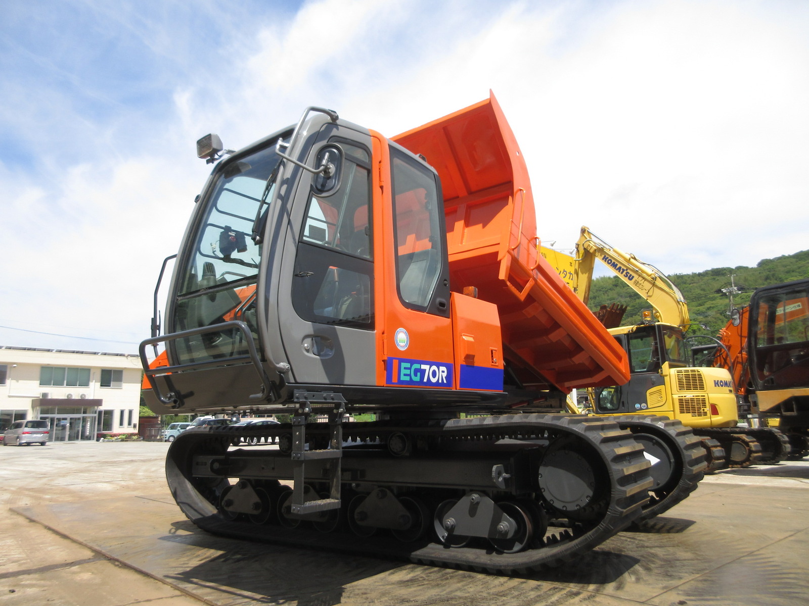 Used Construction Machine Used HITACHI HITACHI Crawler carrier Crawler Dump Rotating EG70R