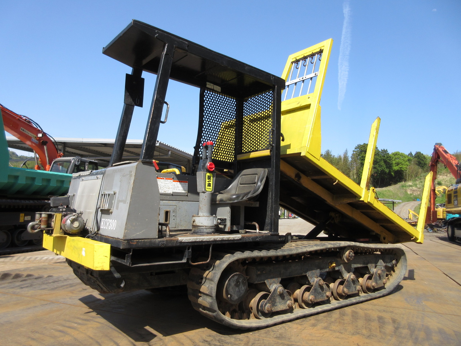 Used Construction Machine Used KOMATSU KOMATSU Forestry excavators Forwarder KCF300-1