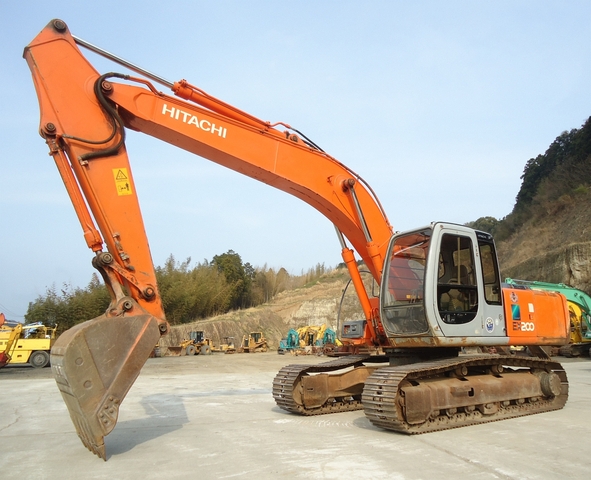 中古建設機械 中古 日立建機 HITACHI 油圧ショベル・バックホー ０．７－０．９立米 EX200-5