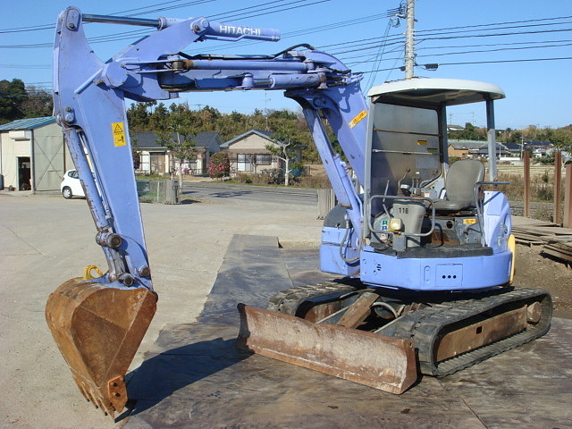 Used Construction Machine Used HITACHI HITACHI Excavator 0.2-0.3m3 EX55UR-3