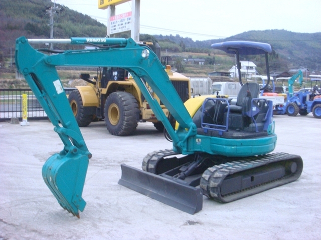 中古建設機械 中古 コマツ KOMATSU 油圧ショベル・バックホー ０．２－０．３立米 PC40MR-1