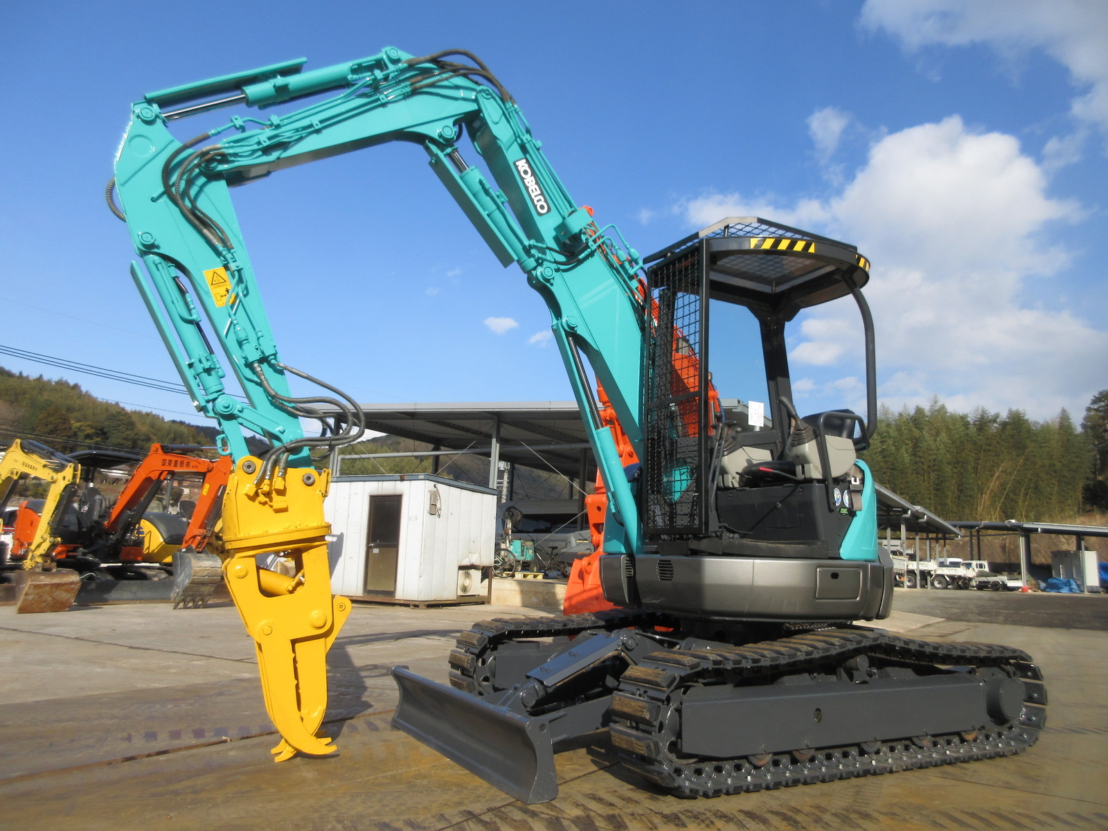 中古建設機械 中古 コベルコ建機 KOBELCO 解体機 ミニモク SK30UR-3E