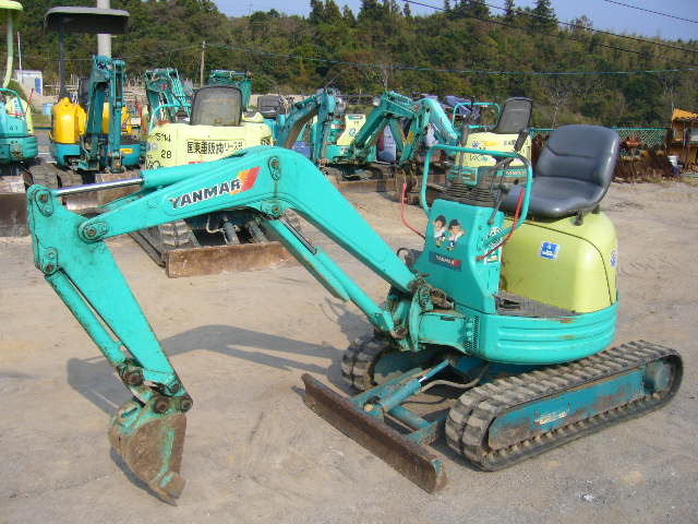 中古建設機械 中古 ヤンマーディーゼル YANMAR 油圧ショベル・バックホー ０．１立米以下 VIO10