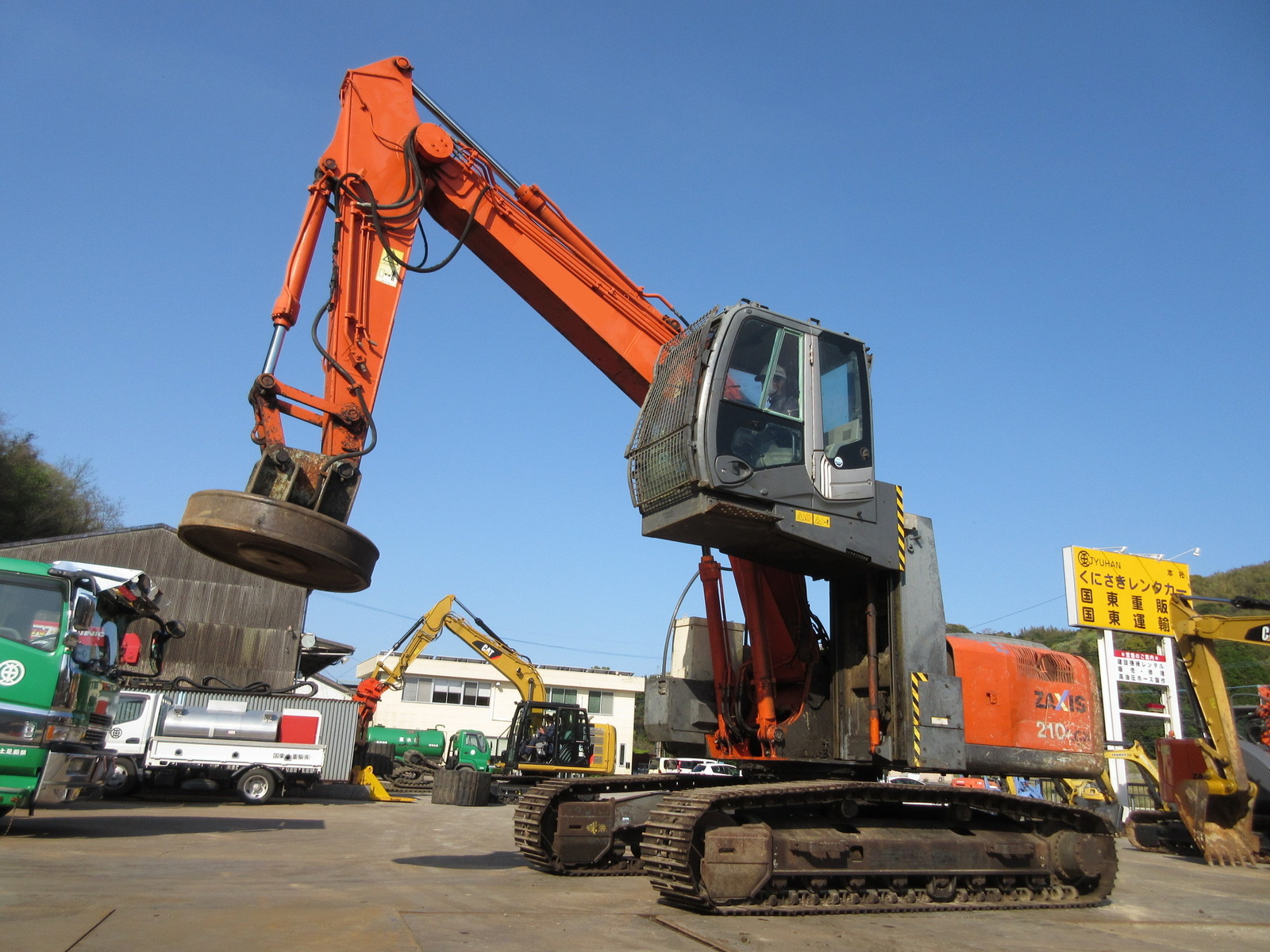 Used Construction Machine Used HITACHI HITACHI Material Handling / Recycling excavators Magnet ZX210LCK-3