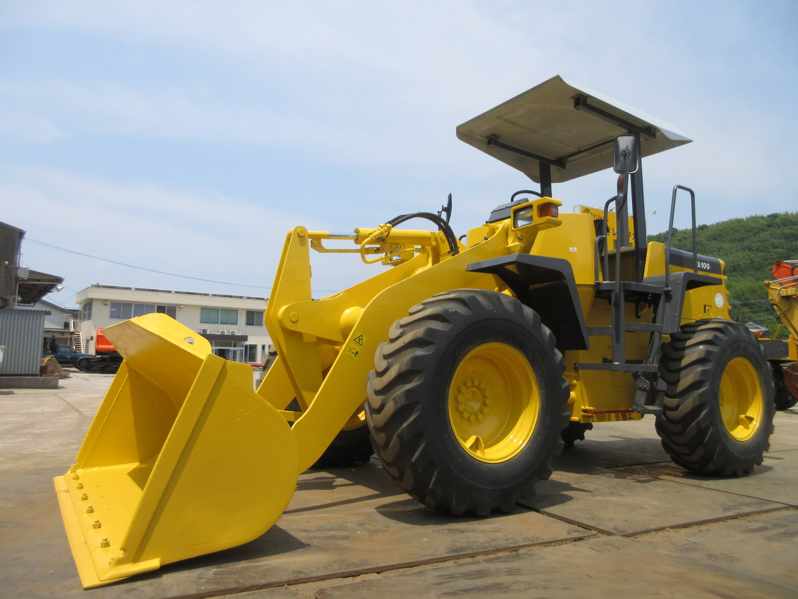 Used Construction Machine Used KOMATSU KOMATSU Wheel Loader bigger than 1.0m3 WA100-3