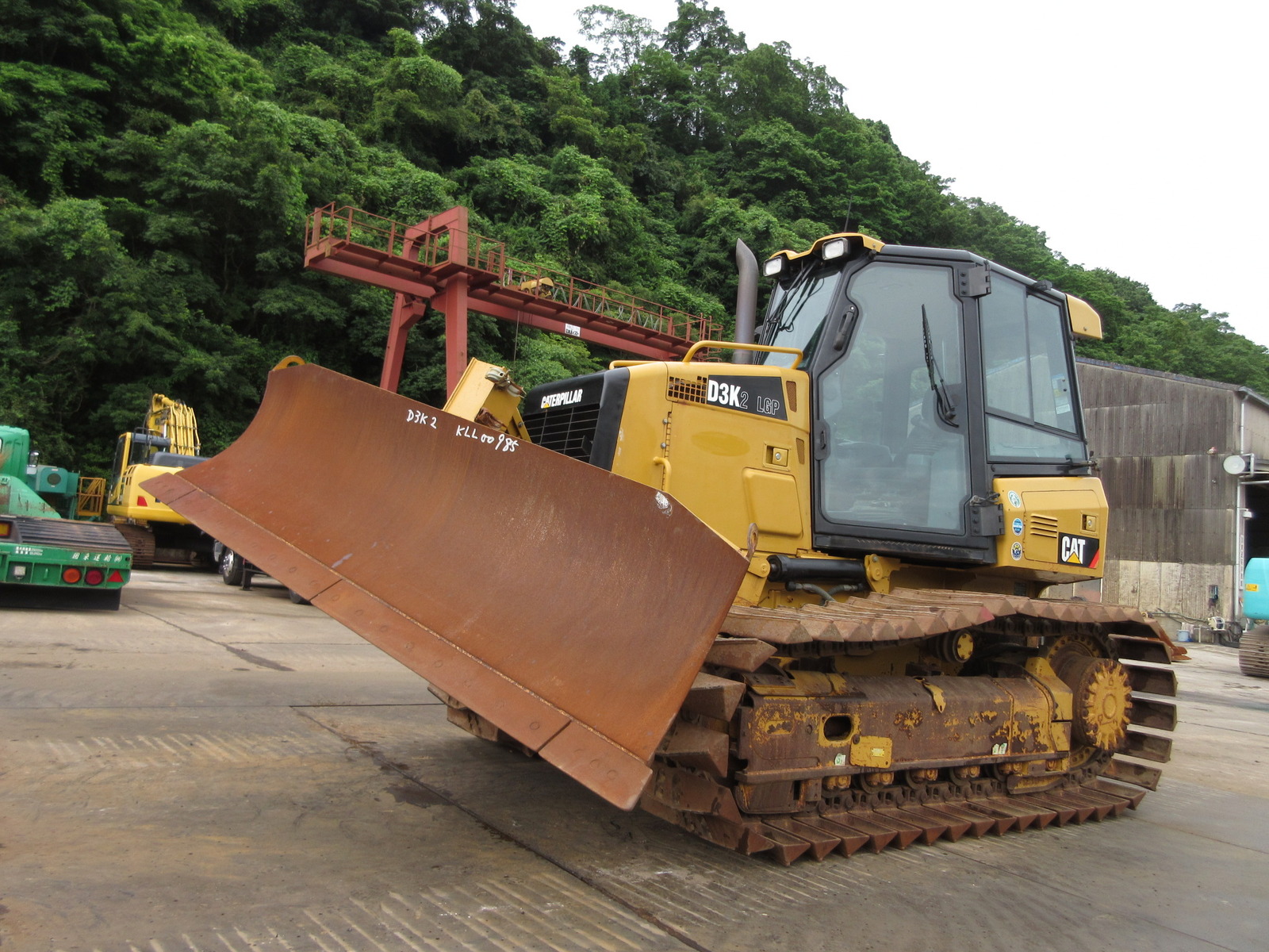 中古建設機械 中古 コマツ KOMATSU ブルドーザ  D3K2