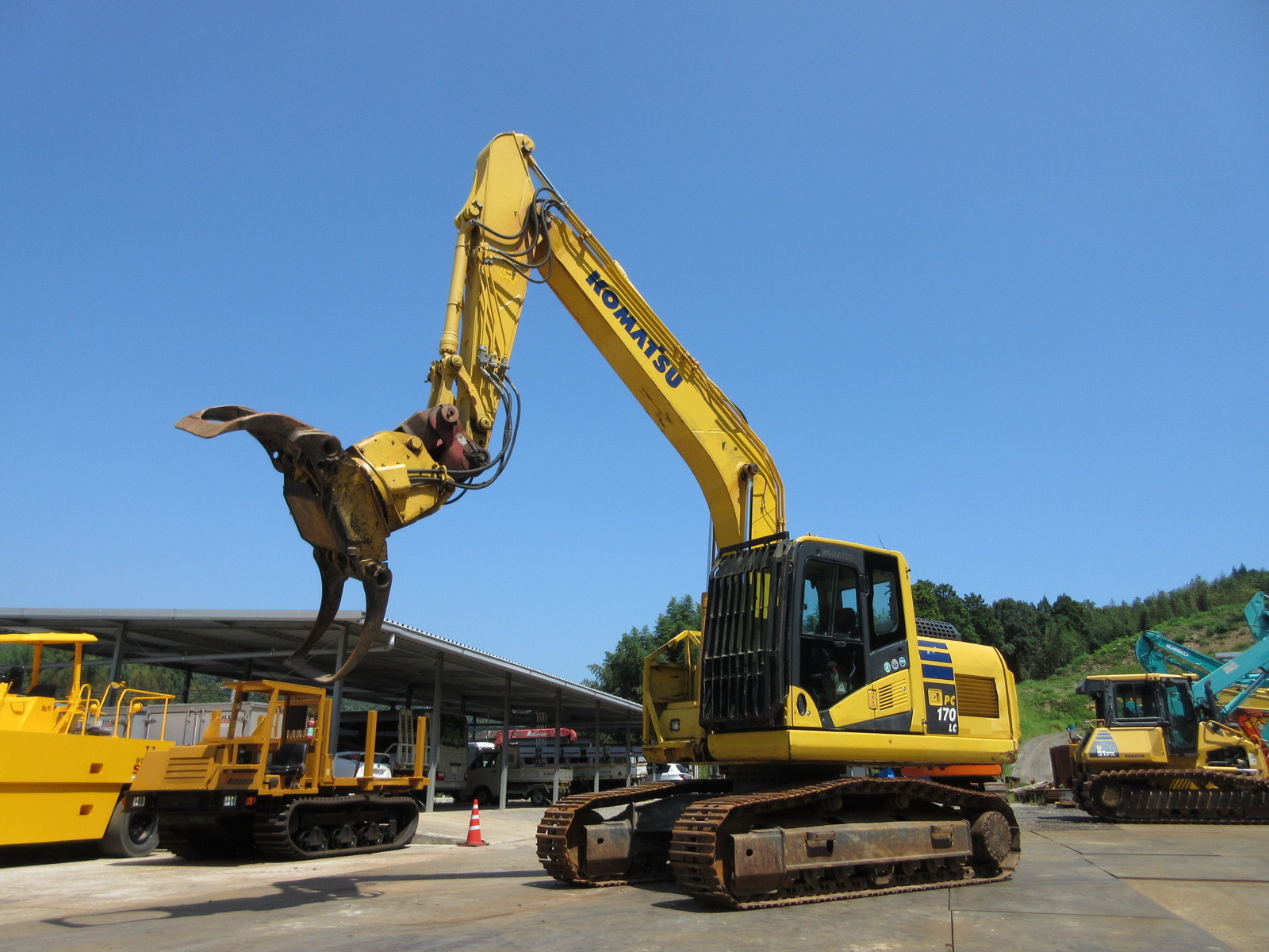 Used Construction Machine Used KOMATSU KOMATSU Forestry excavators Grapple / Winch / Blade PC170LC-10