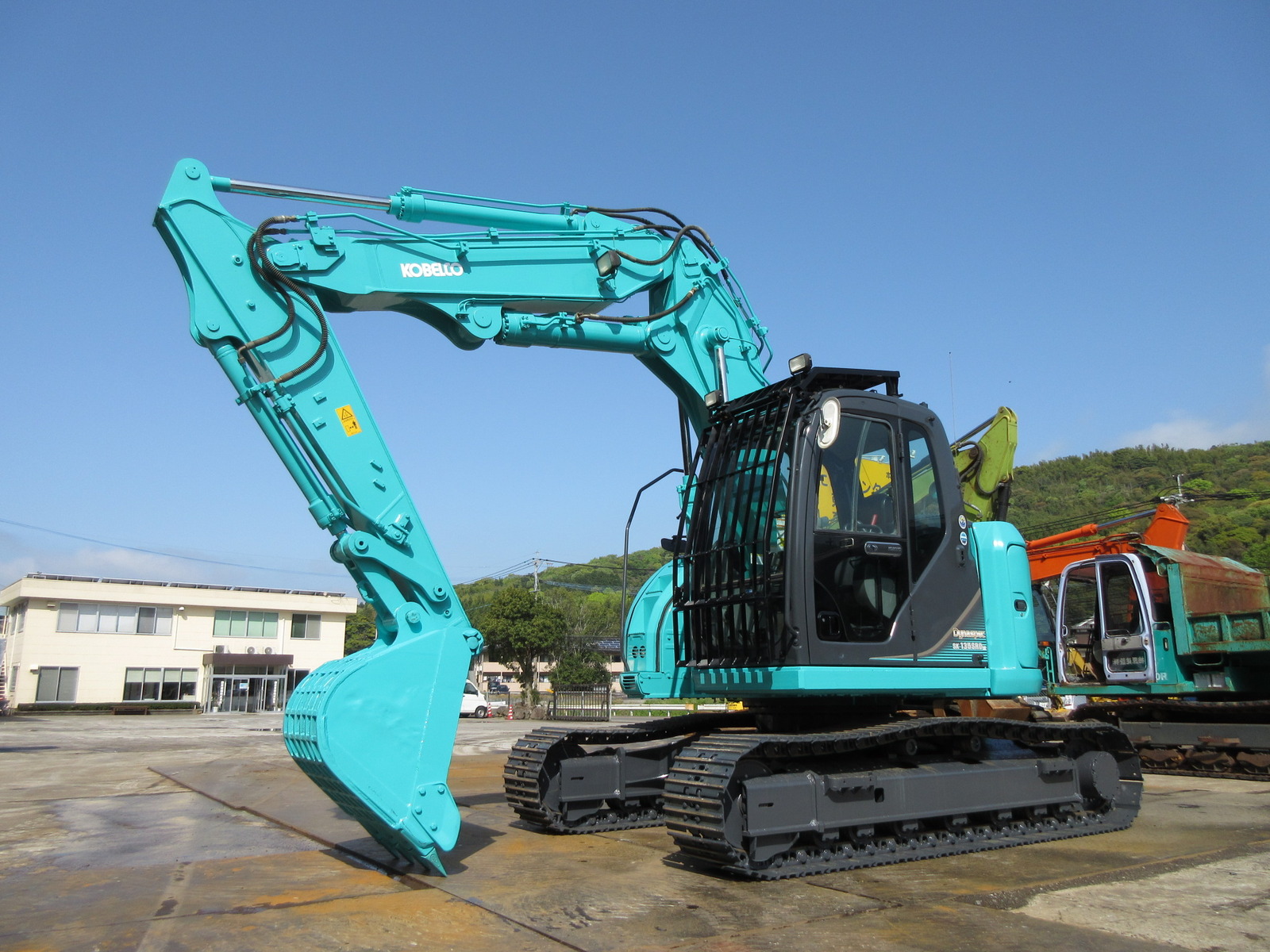 中古建設機械 中古 コベルコ建機 KOBELCO 解体機 ロングフロント・ハイリフト SK135SRDLC-2