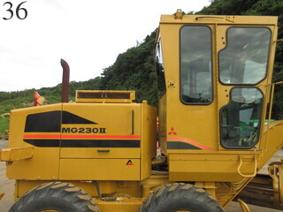 Used Construction Machine Used MITSUBISHI MITSUBISHI Grader Articulated frame MG230II