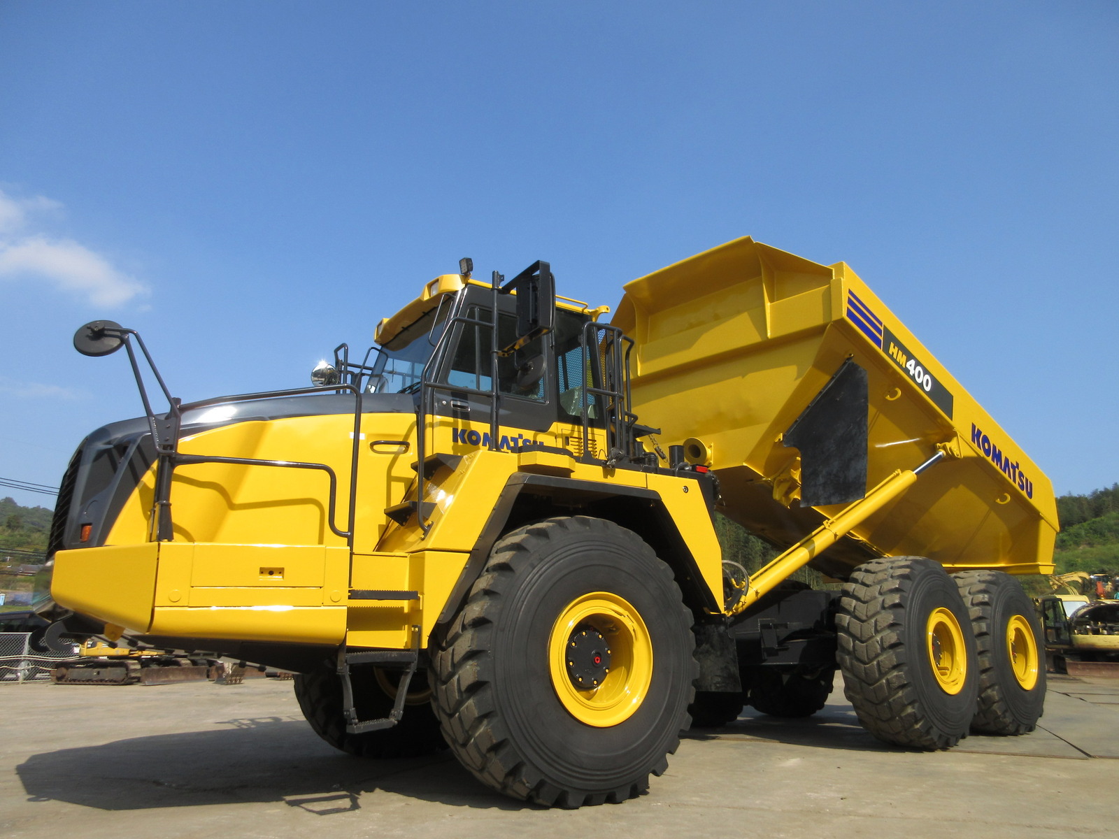 Used Construction Machine Used KOMATSU KOMATSU Articulated hauler Articulated dump truck HM400-3