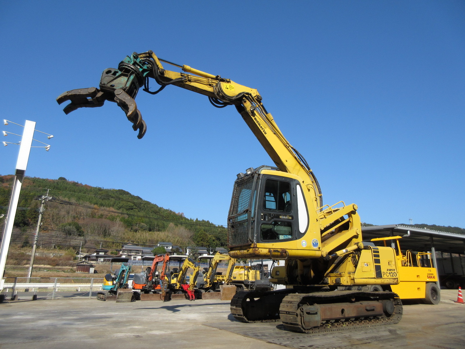 Used Construction Machine Used KOMATSU KOMATSU Material Handling / Recycling excavators Grapple PC120-6E