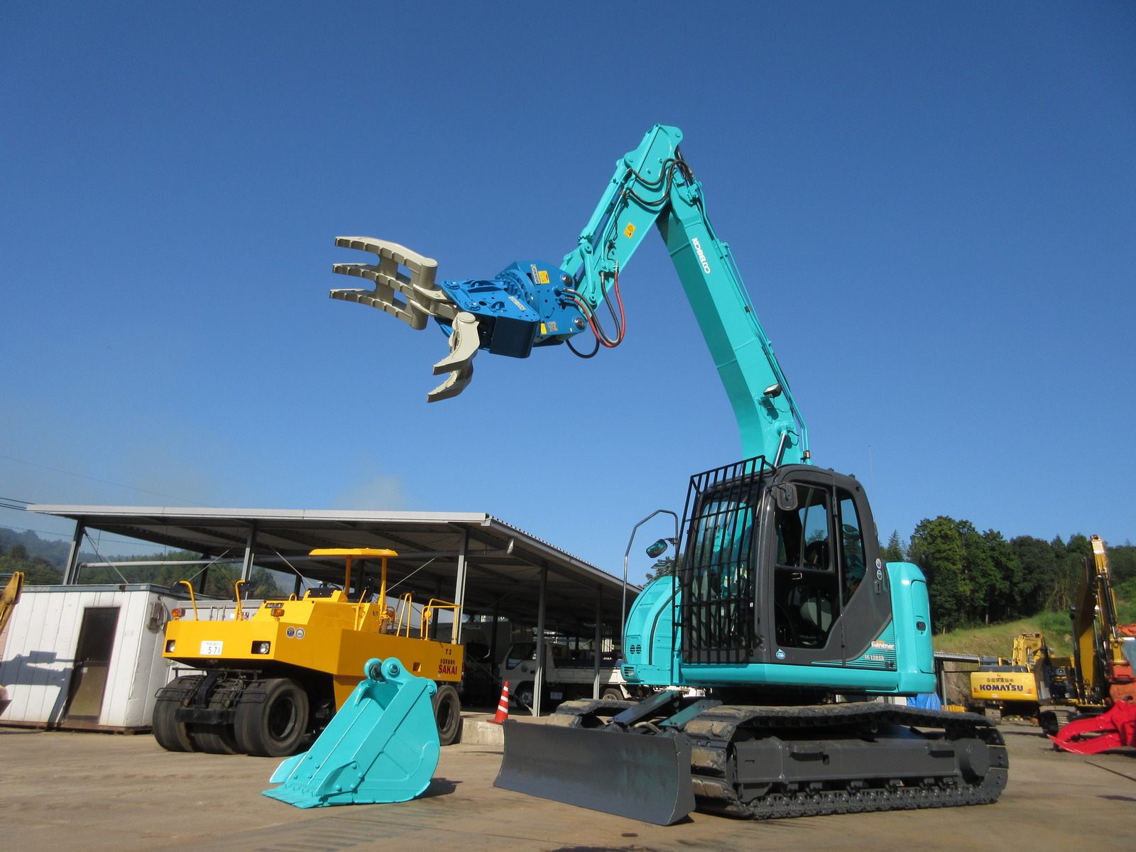 Used Construction Machine Used KOBELCO KOBELCO Material Handling / Recycling excavators Grapple SK135SR-2