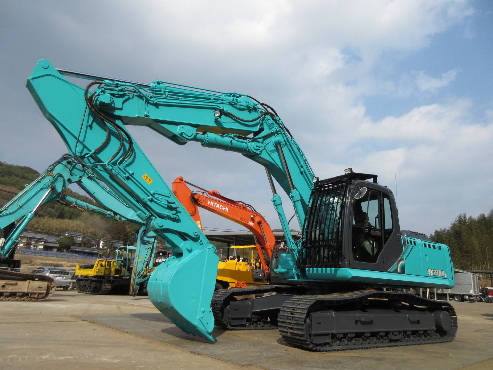 中古建設機械 中古 神鋼コベルコ建機 KOBELCO 解体機 ロングフロント・ハイリフト SK210DLC-8