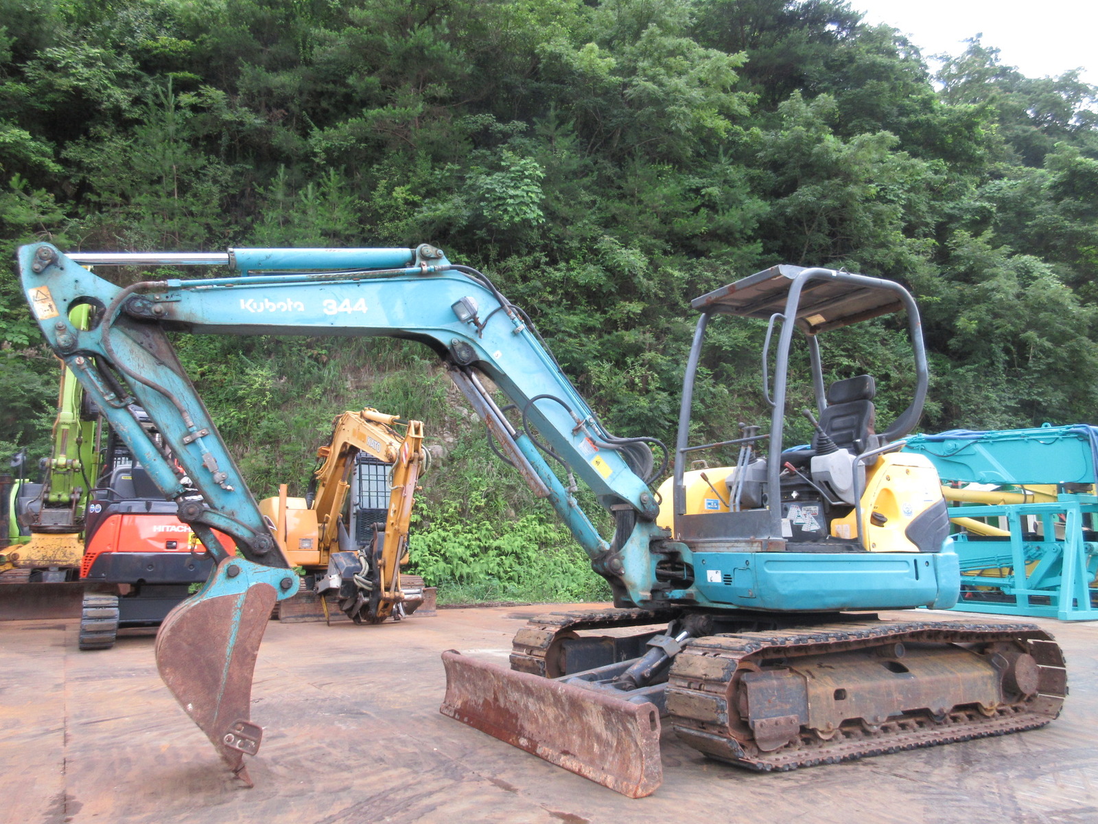 Used Construction Machine Used KUBOTA KUBOTA Excavator 0.2-0.3m3 U-40-3S