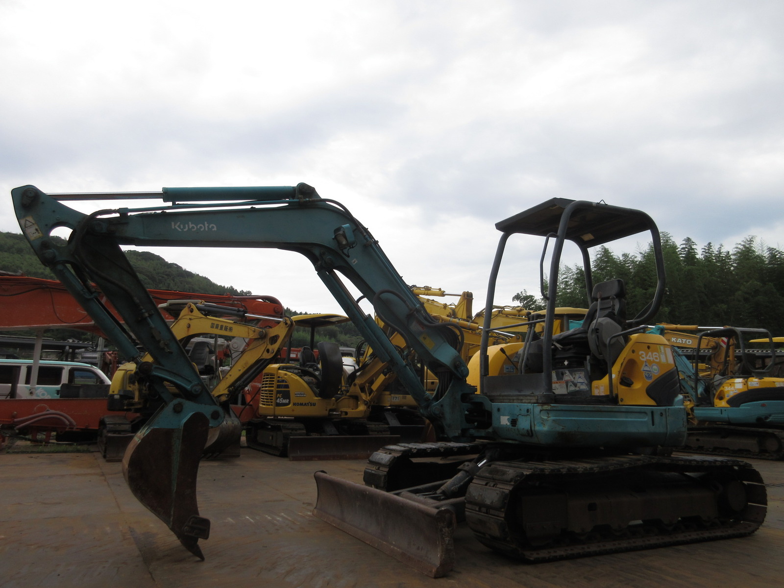 Used Construction Machine Used KUBOTA KUBOTA Excavator 0.2-0.3m3 U-40-3S