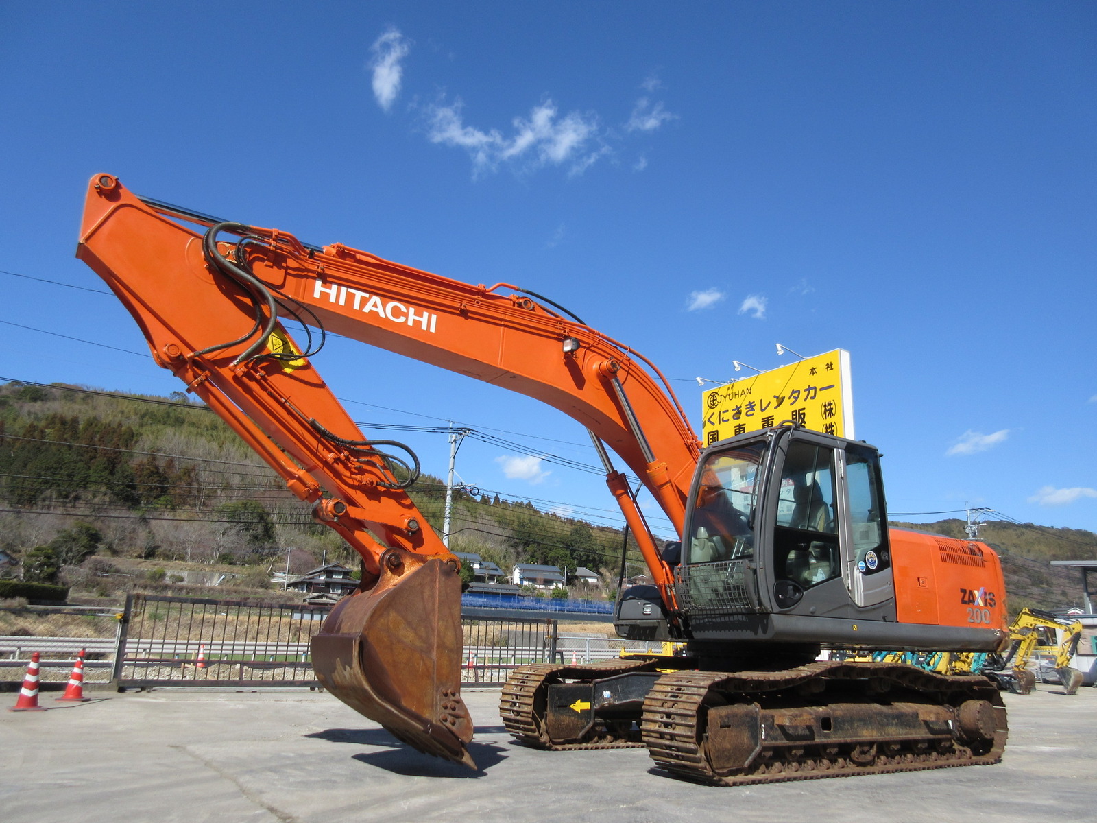 Used Construction Machine Used HITACHI HITACHI Excavator 0.7-0.9m3 ZX200-3