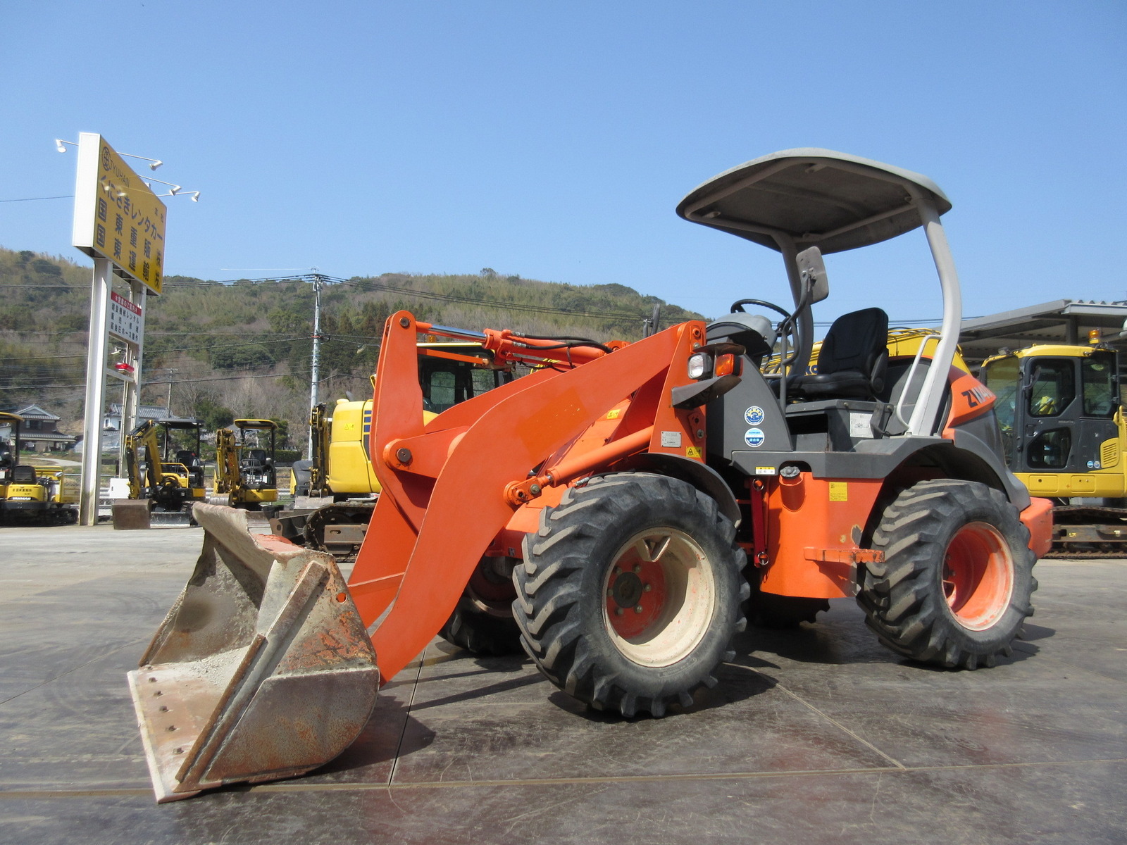 Used Construction Machine Used HITACHI HITACHI Wheel Loader smaller than 1.0m3 ZW40