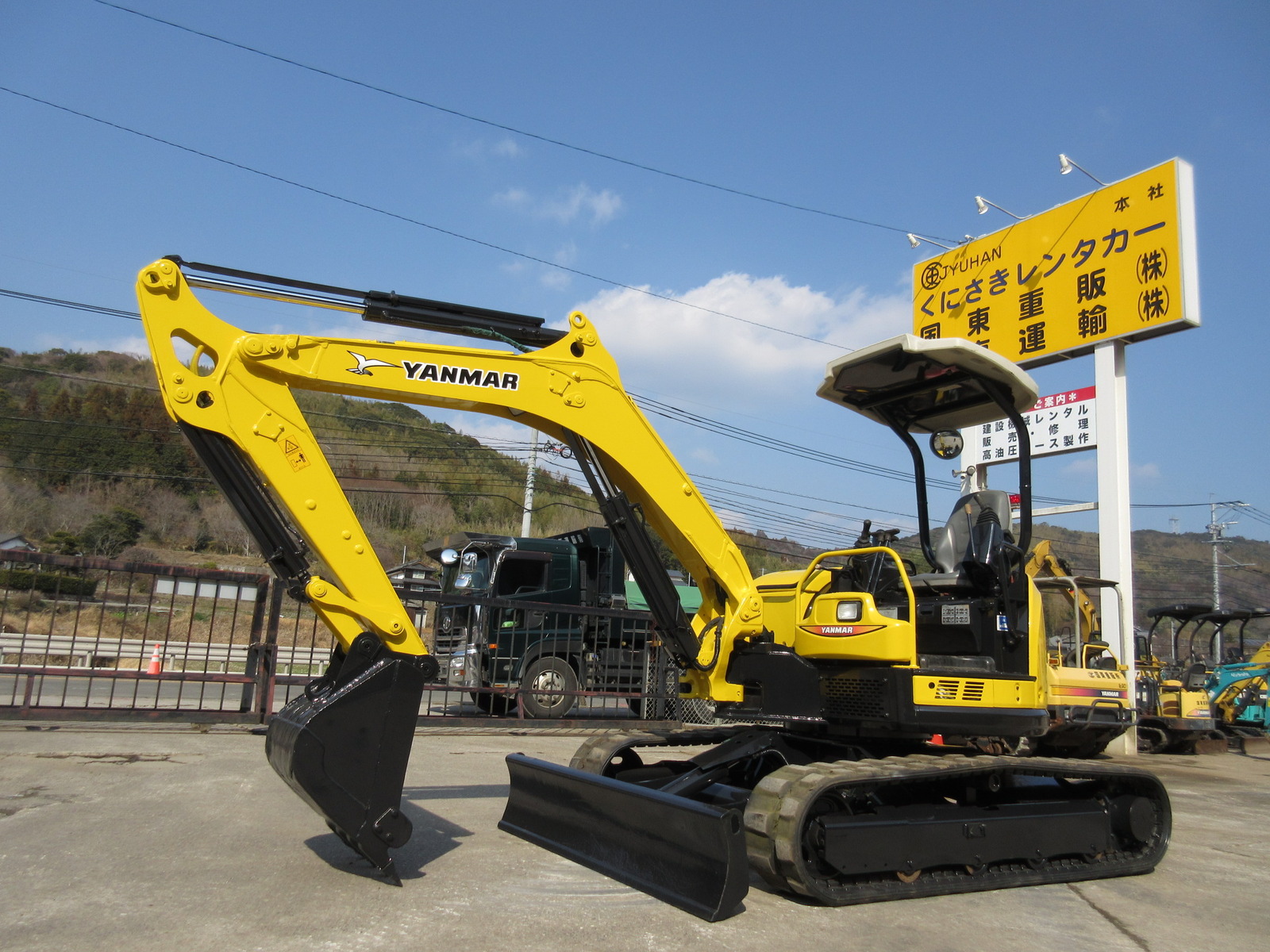 Used Construction Machine Used YANMAR YANMAR Excavator 0.2-0.3m3 ViO40-5B