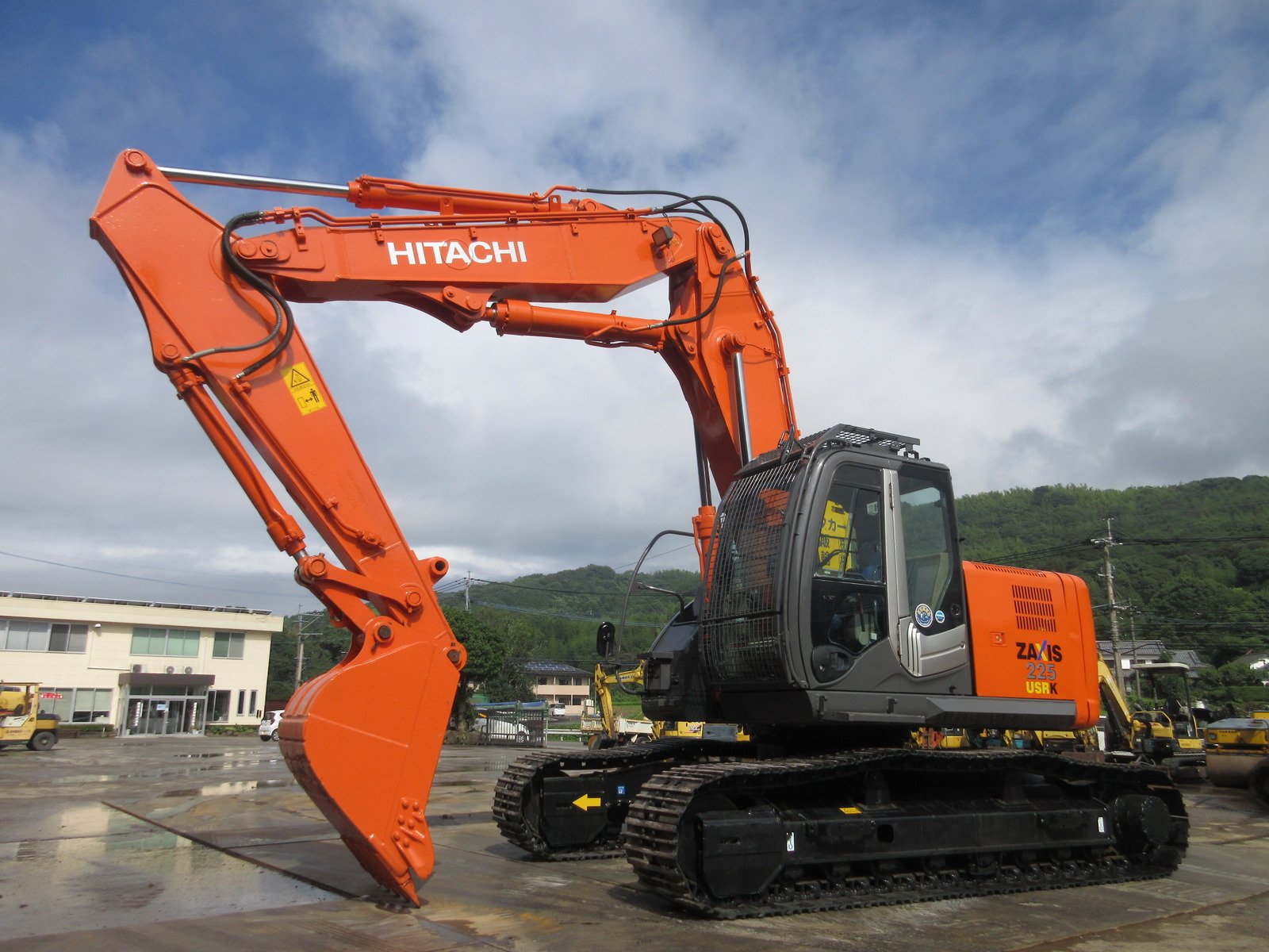 Used Construction Machine Used HITACHI HITACHI Demolition excavators Long front ZX225USRLCK-3