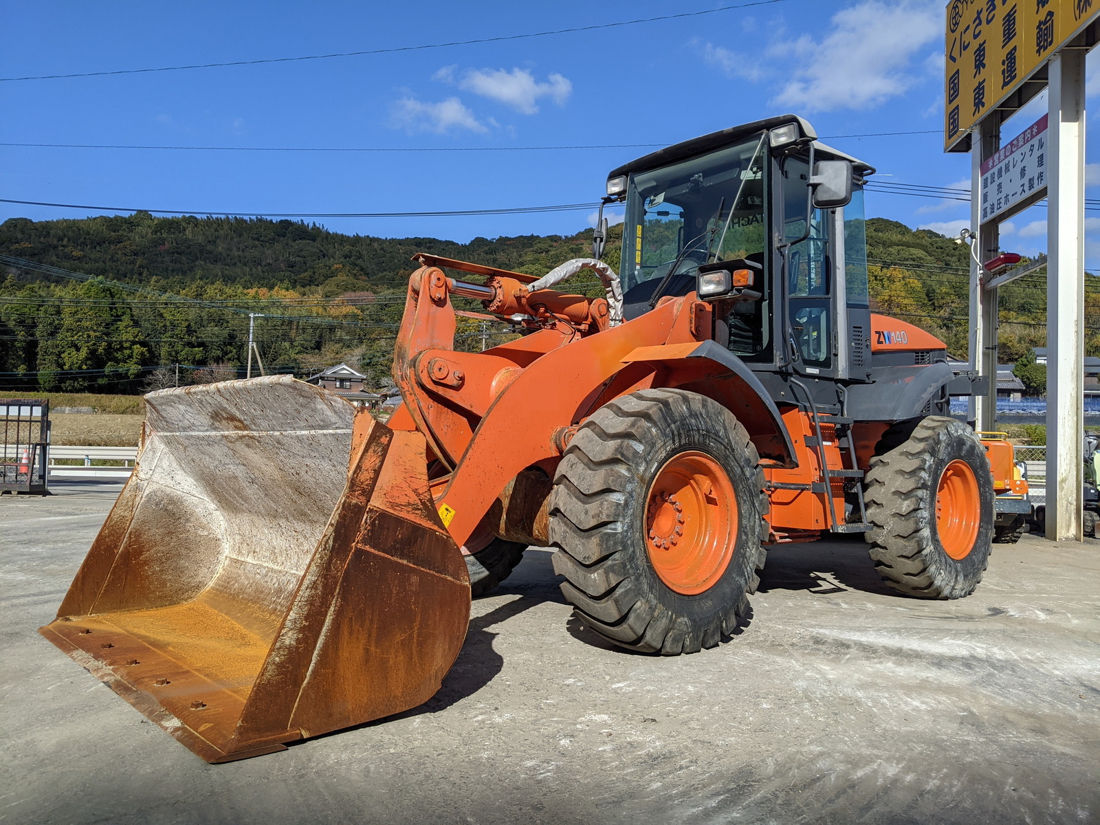 Used Construction Machine Used HITACHI HITACHI Wheel Loader bigger than 1.0m3 ZW140