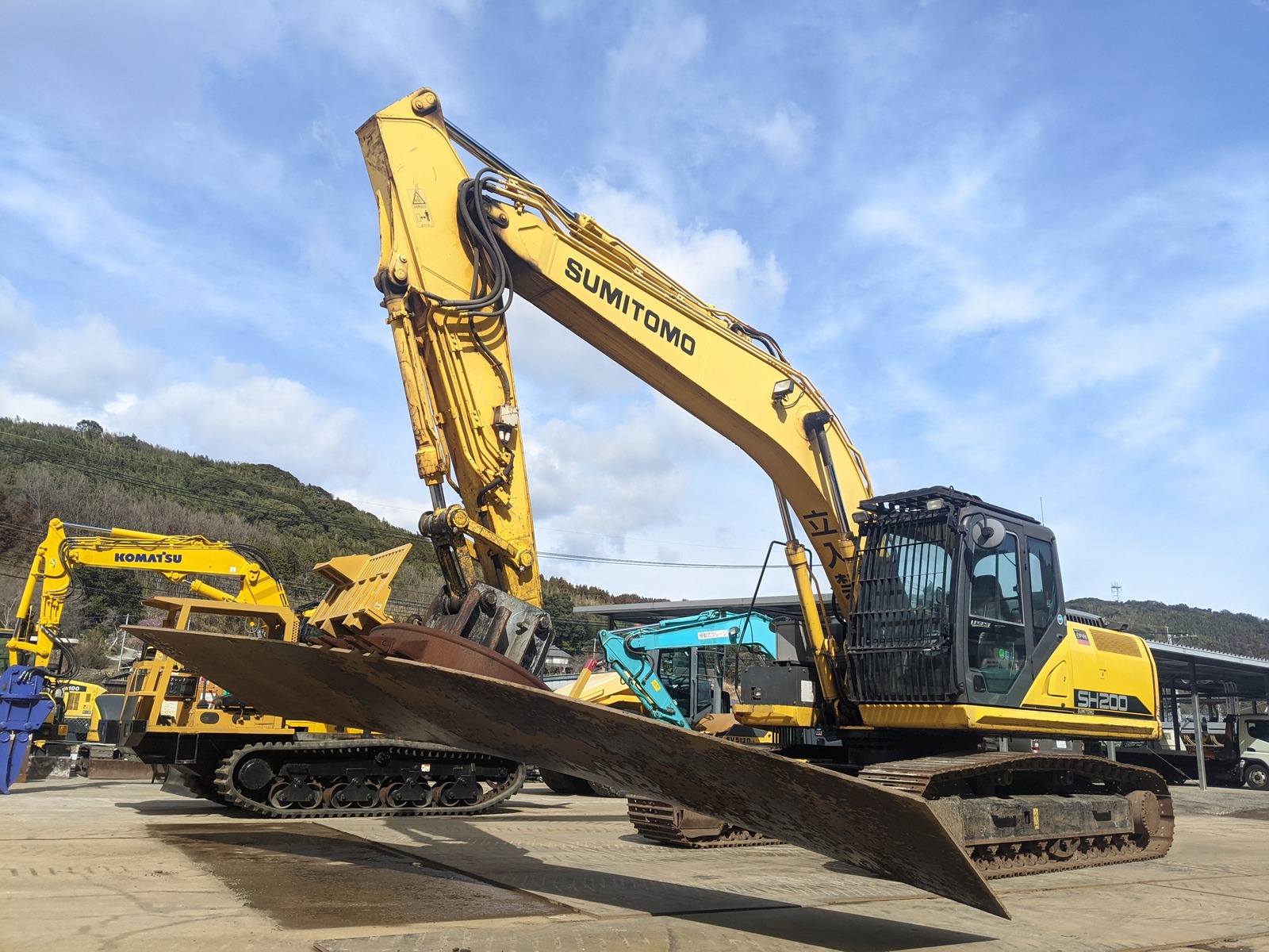 Used Construction Machine Used SUMITOMO SUMITOMO Material Handling / Recycling excavators Magnet SH200LC-6