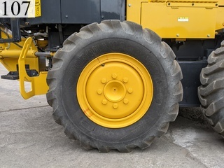 中古建設機械 中古 コマツ KOMATSU モーターグレーダー アーティキュレート式 GD405-7